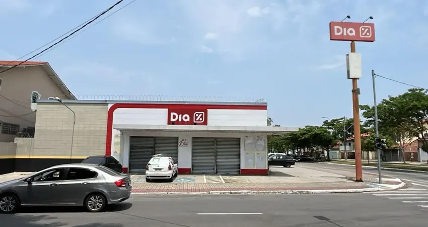 Prédio comercial ideal para sup mercado pet academia entre outros