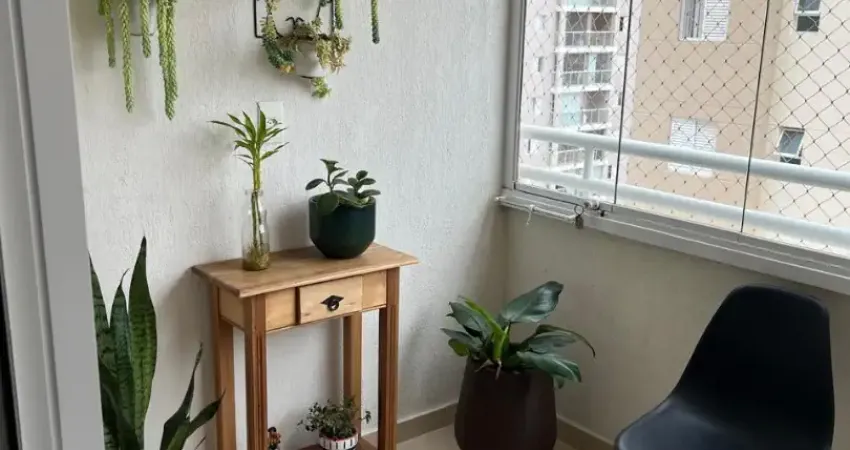 Encante-se com esse apartamento espaçoso de 90 m², andar alto