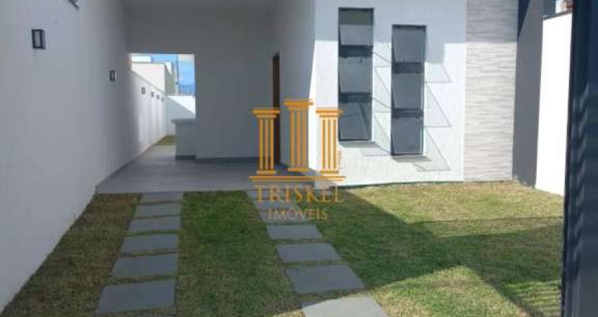 Casa 2 dorm com suíte e garagem coberta no Quintas de Santa Cruz em Taubaté - CA554