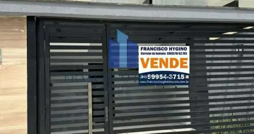 Casa para Venda em Volta Redonda, Jardim Suiça, 3 dormitórios, 1 suíte, 4 banheiros, 2 vagas