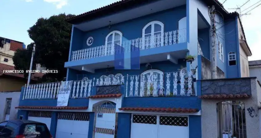 Casa para Venda em Volta Redonda, São João, 4 dormitórios, 2 suítes, 4 banheiros, 3 vagas