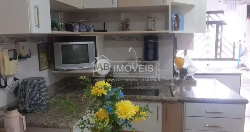 Casa com 3 quartos, Vila Belmiro, Santos - R$ 650 mil, Cod: 1136