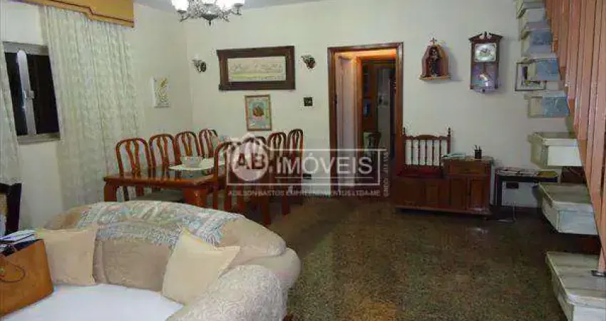Sobrado com 3 dorms, Ponta da Praia, Santos - R$ 1.6 mi, Cod: 2242