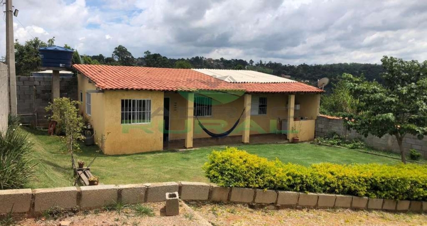 Chácara para Venda em Alumínio, 1 dormitório, 1 banheiro, 2 vagas