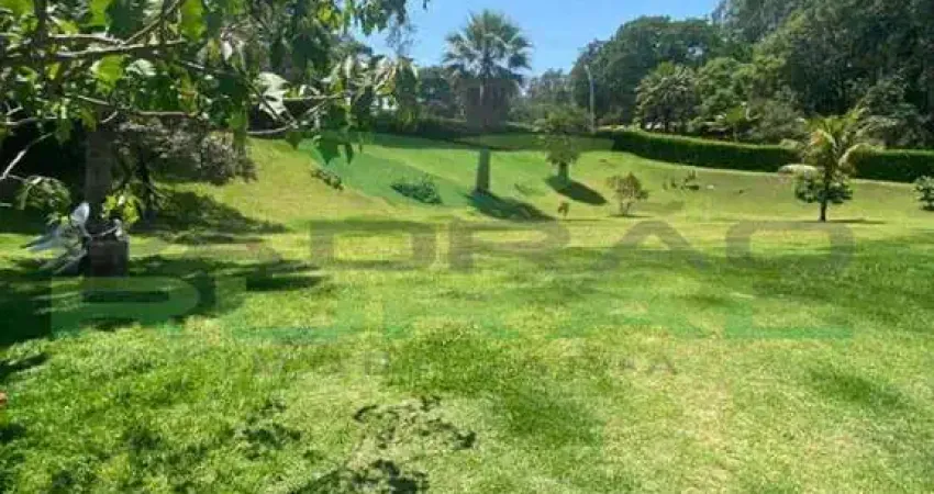 Terreno em condomínio fechado à venda no Centro, Araçariguama