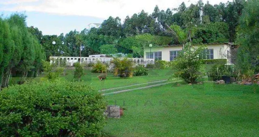 Chácara para Venda em Alumínio, 5 dormitórios, 2 suítes, 4 banheiros, 20 vagas