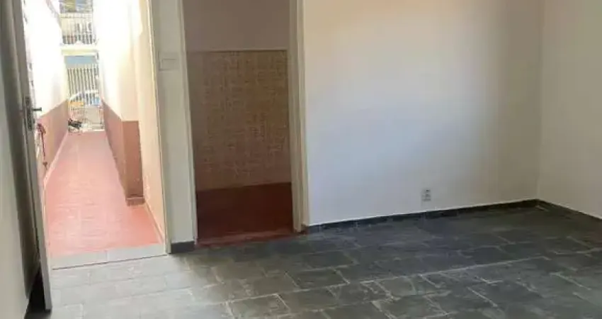 CASA REFORMADA COM 1 DORMITÓRIO, QUINTAL E EDÍCULA NO CAMBUCI!