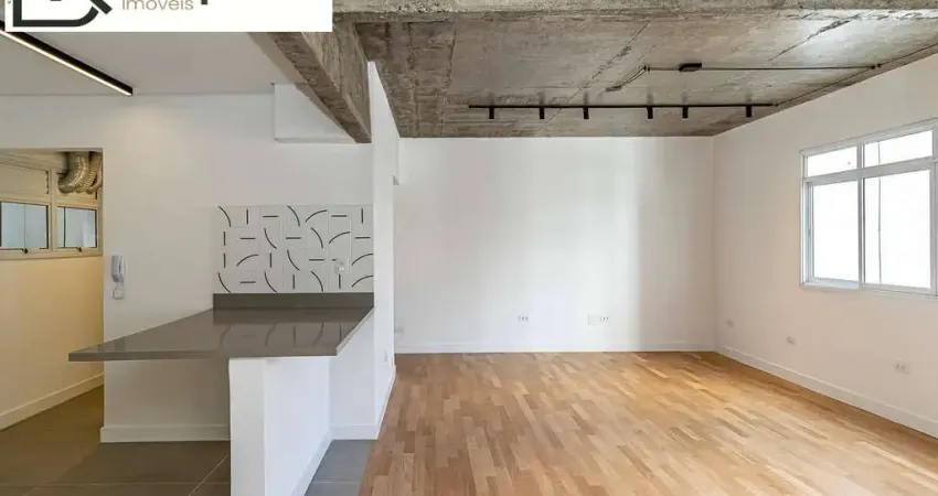 MARAVILHOSO APARTAMENTO REFORMADÍSSIMO DE  100m² NA AV. ANGÉLICA!