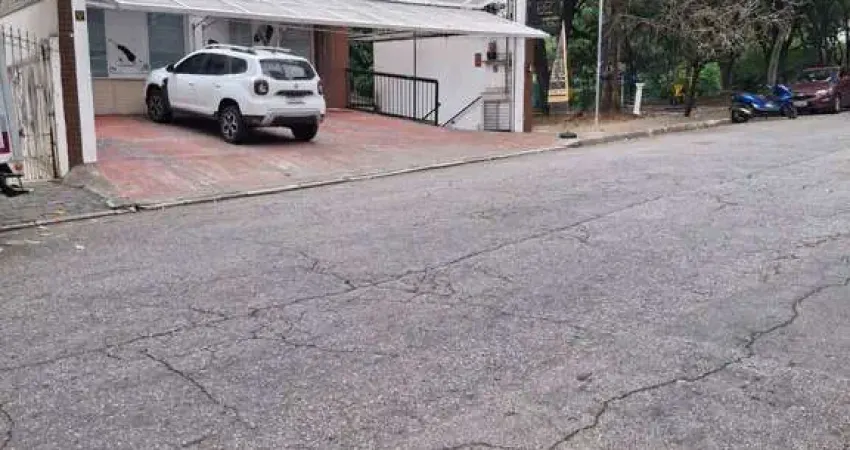 Excelente casa comercial Vila Mariana c/4 salas, 4 vagas, 308m²