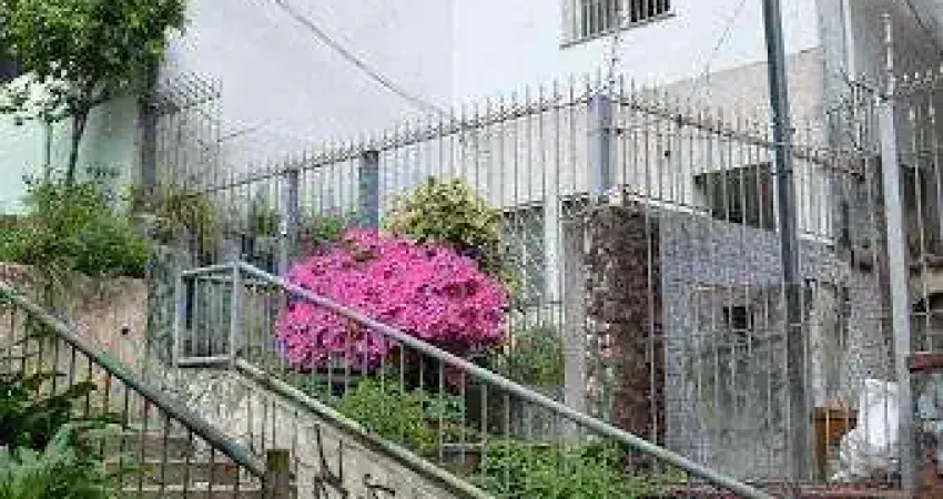 Excelente localização - Sobrado Paraíso