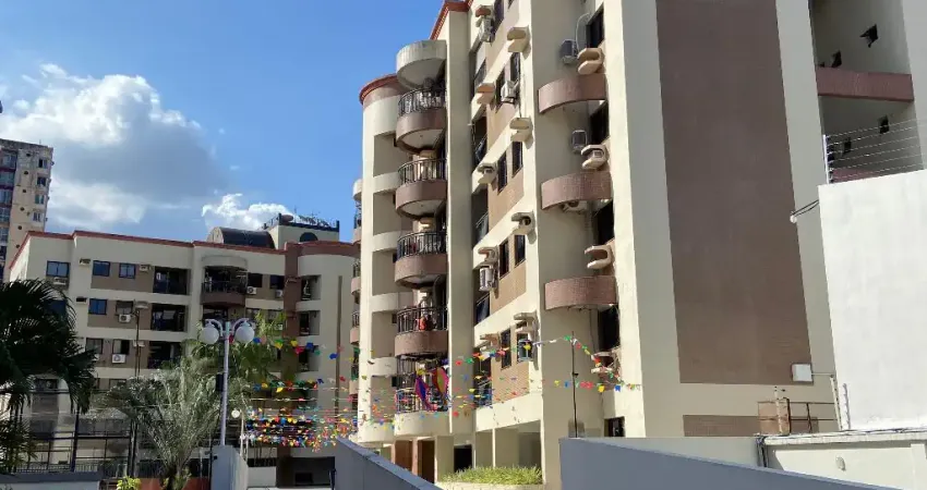 Apartamento com 3 quartos para alugar na Avenida Governador José Malcher, 1, Nazaré, Belém