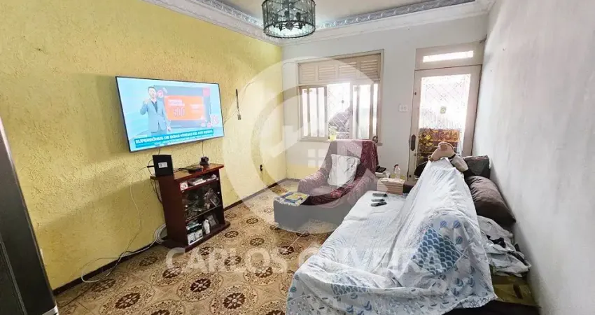 Vendo casa de Vila com 4 quartos Bairro Engenho de Dentro RJ