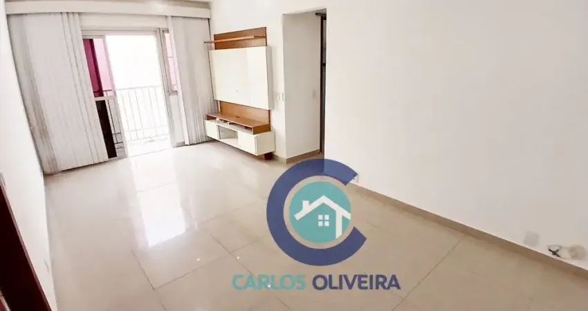 Apartamento 2 quartos Varanda Vista Livre Rua Uruguai RJ