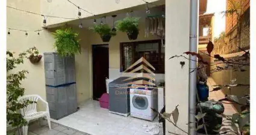 Casa com 2 dormitórios à venda, 110 m² por R$ 555.000,00 - Vila Barros - Guarulhos/SP