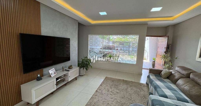 Sobrado com 4 dormitórios à venda, 211 m² por R$ 1.200.000,00 - Gleba Fazenda Palhano - Londrina/PR