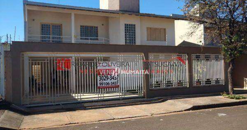 Sobrado com 4 dormitórios à venda, 253 m² por R$ 780.000,00 - Messiânico - Londrina/PR