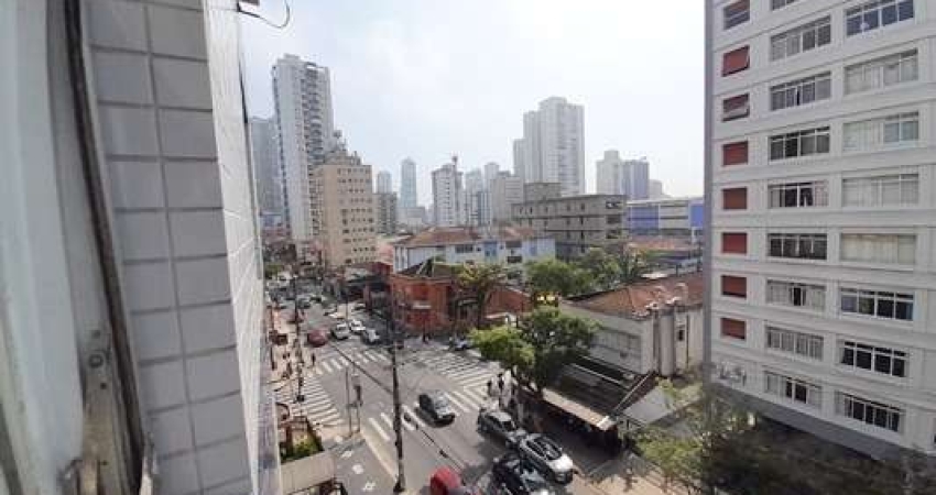 Apartamento para venda no Embaré, Santos-SP: 3 quartos, 1 suíte, 2 salas, 3 banheiros, 1 vaga de garagem, 147m² de área.