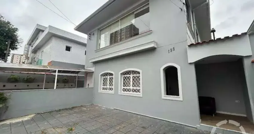 Excelente oportunidade de locação: casa com 3 quartos e 1 suíte no embaré, santos-sp!