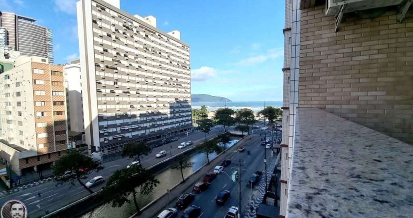 Apartamento com 2 dormitórios e vista para o mar em Santos