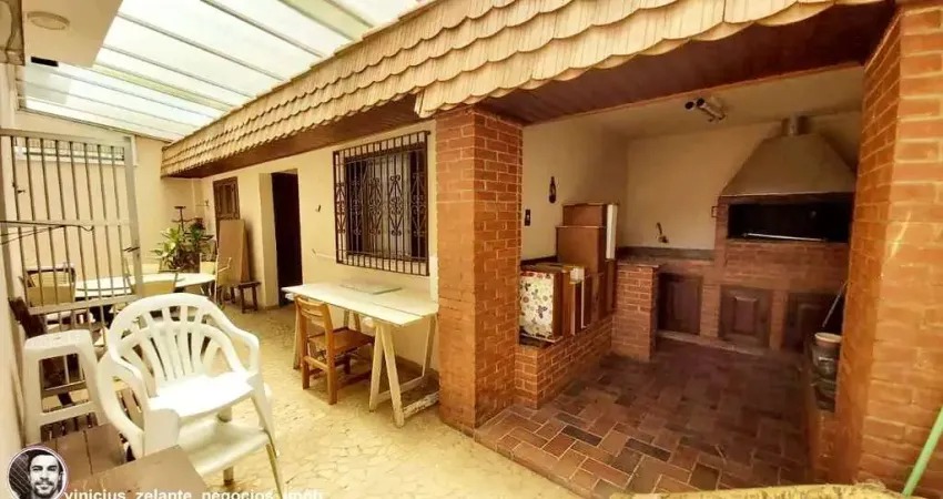 Excelente oportunidade de compra: casa de 4 quartos com suíte e 4 vagas na cidade de santos-sp, no boqueirão!