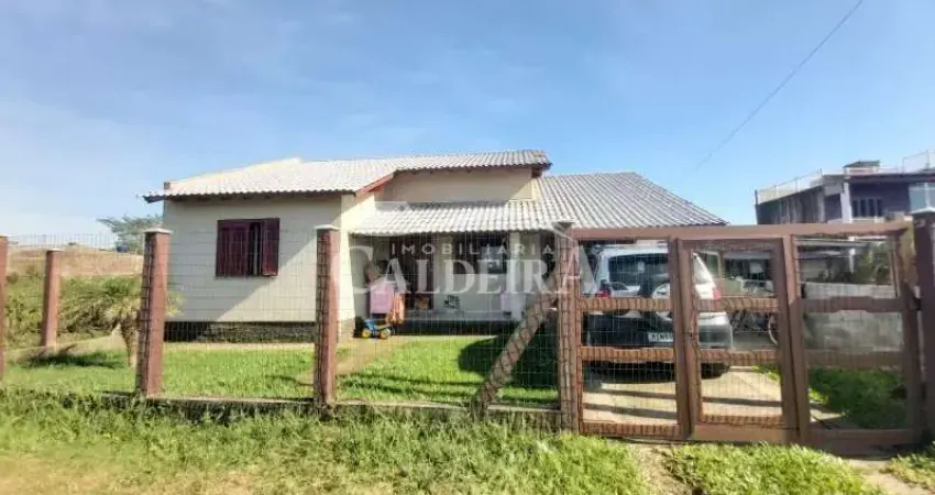 Ótima casa de alvenaria, semi mobiliada, com anexo nos fundos. Localizada no bairro zona nova sul!!!