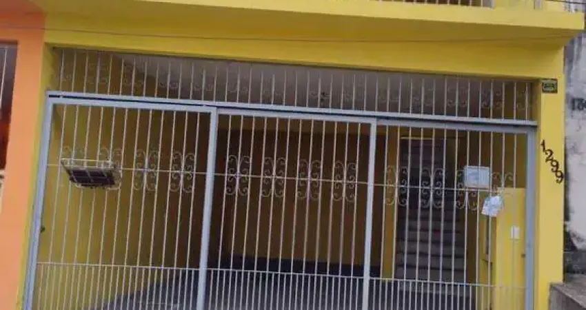 Casa com 2 quartos para alugar na Estrada dos Orquidófilos, 1299, Chácaras Lydia, Embu das Artes