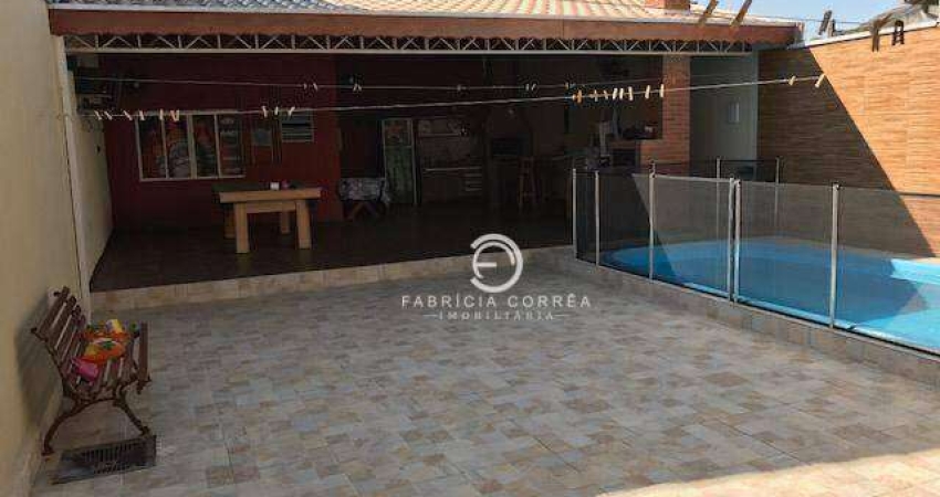 Sobrado com 3 dormitórios à venda, 290 m² por R$ 660.000 - Vila Areao - Taubaté/SP