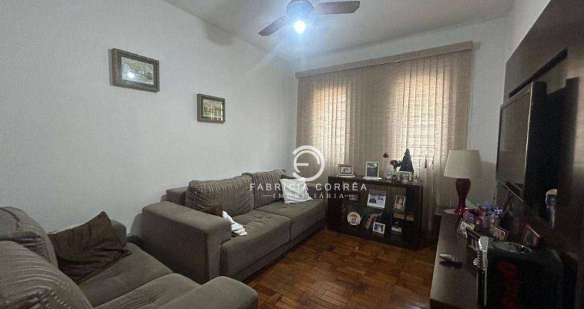 Casa com 2 dormitórios à venda, 91 m² por R$ 350.000,00 - Vila Jaboticabeira - Taubaté/SP