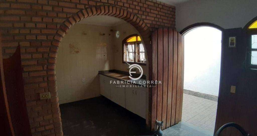 Casa com 4 dormitórios à venda, 185 m² por R$ 520.000,00 - Independência - Taubaté/SP