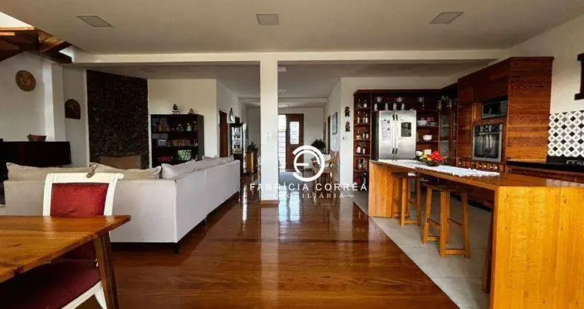 Sobrado com 5 dormitórios à venda, 360 m² por R$ 1.100.000,00 - Jardim de Alah - Taubaté/SP