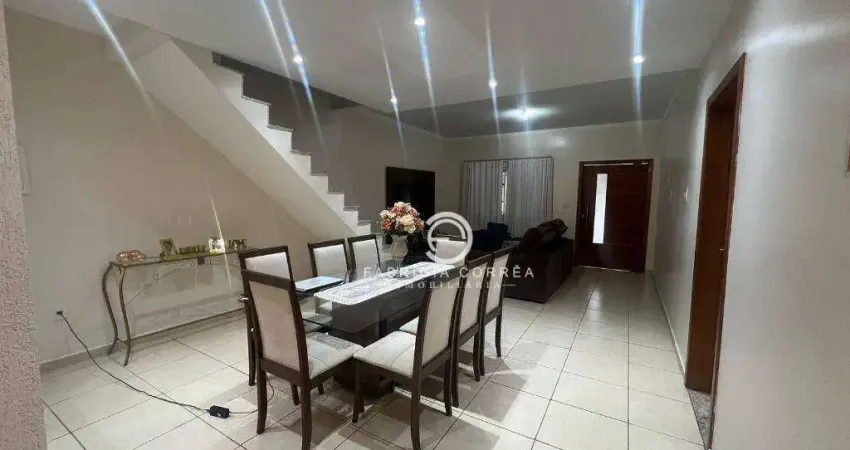 Sobrado com 4 dormitórios à venda, 159 m² por R$ 750.000,00 - Condomínio Jardim Oásis - Taubaté/SP