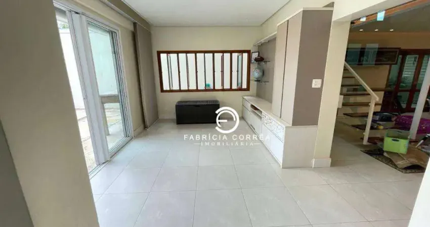 Casa Alto Padrão com 3 Suítes, Piscina e Espaços Ampliados