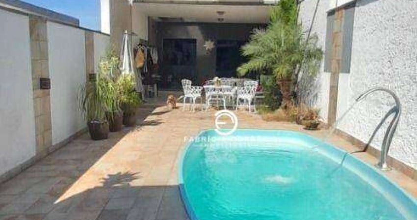 Casa com 3 quartos à venda na Avenida Orlando Prado, Jardim Columbia, Taubaté