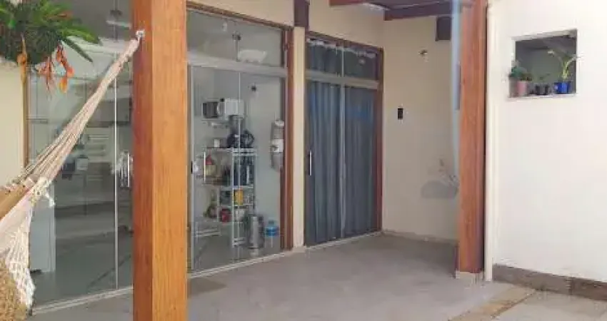 Casa com 2 dormitórios à venda, 200 m² por R$ 720.000,00 - Independência - Taubaté/SP