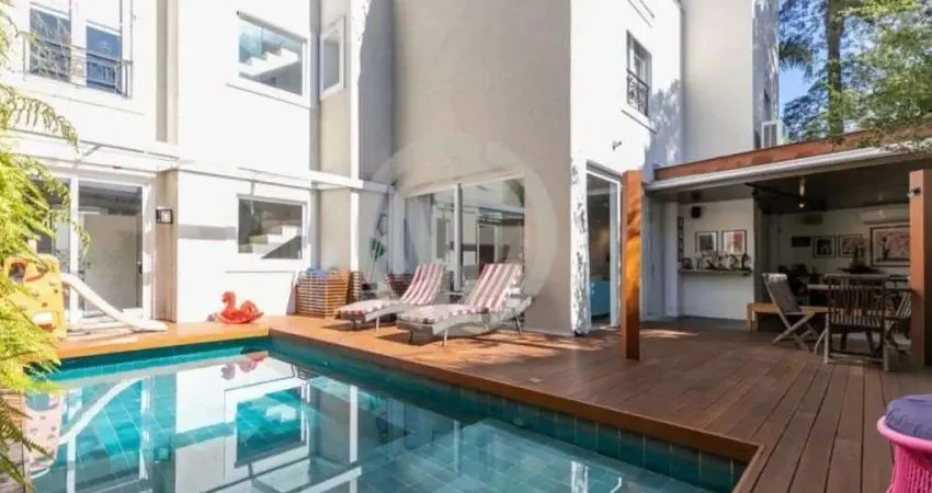 Casa em Condomínio em Jardim Petrópolis, São Paulo/SP