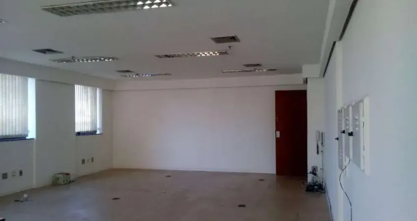 Casa comercial para alugar na Rua Carmo do Rio Verde, Jardim Caravelas, São Paulo