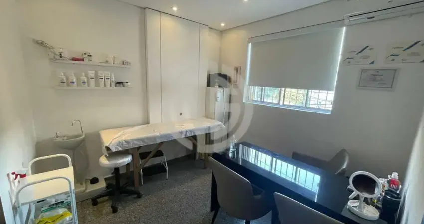 Casa comercial para alugar na Rua Andréa Paulinetti, Jardim das Acacias, São Paulo