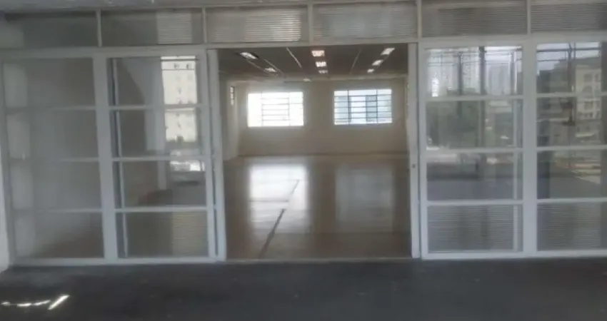 Prédio para alugar na Rua Monteiro de Melo, Lapa, São Paulo