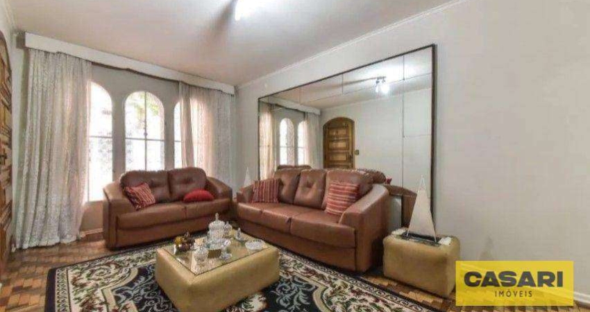 Sobrado com 3 dormitórios à venda, 322 m² por R$ 890.000,00 - Jardim do Mar - São Bernardo do Campo/SP