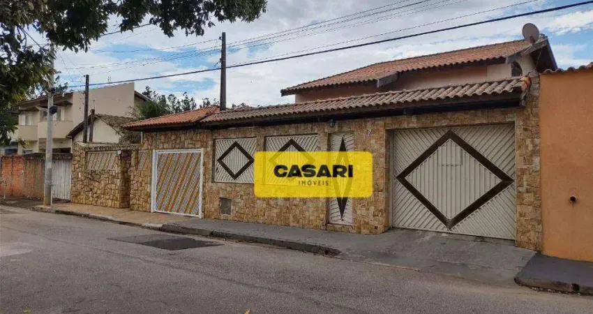 Sobrado com 5 dormitórios à venda, 270 m² por R$ 660.000,00 - Centro - Boituva/SP
