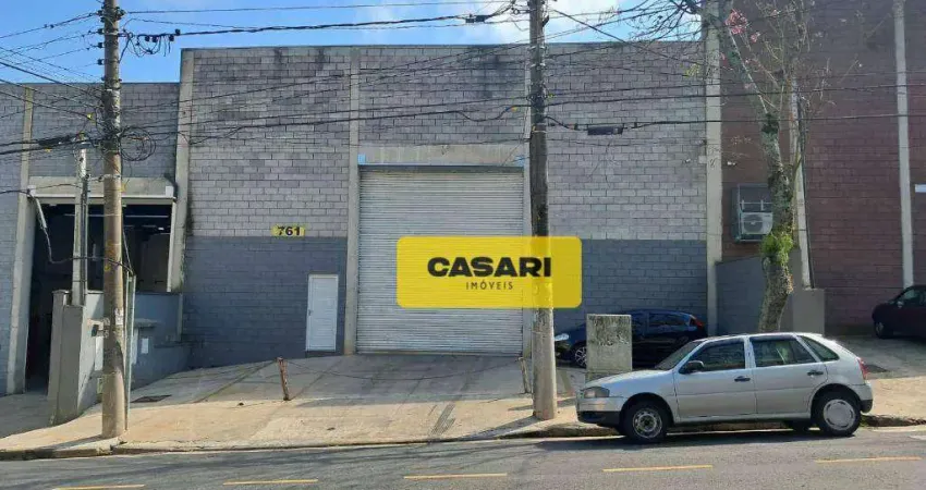 Galpão para alugar, 600 m² - Vila Lucinda - Santo André/SP
