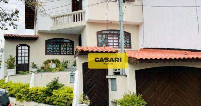 Sobrado com 3 dormitórios à venda, 270 m²- Jardim Las Vegas - Santo André/SP