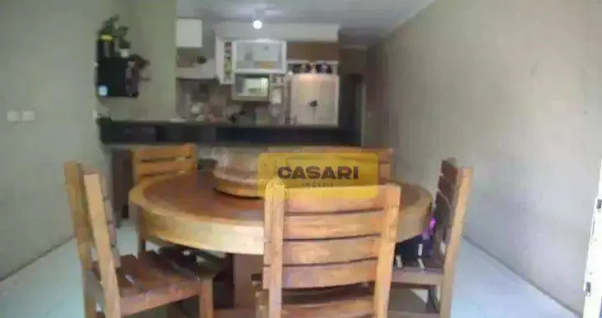 Sobrado com 3 dormitórios para alugar, 200 m² por R$ 5.717,00/mês - Jardim Palermo - São Bernardo do Campo/SP