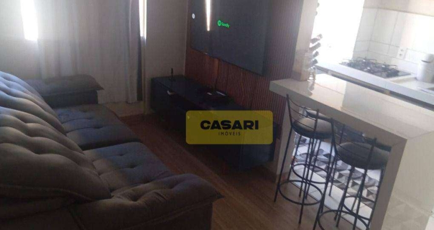 Apartamento com 2 dormitórios para alugar, 42 m² por R$ 2.730,00/mês - Vila Valparaíso - Santo André/SP