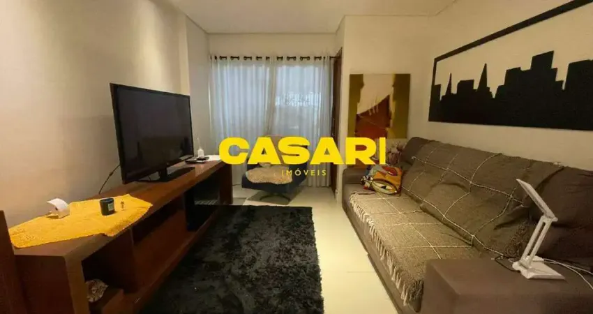 Sobrado com 2 suítes à venda em rua tranquila, com home office e área gourmet – Próximo ao Carrefour e Via Anchieta
