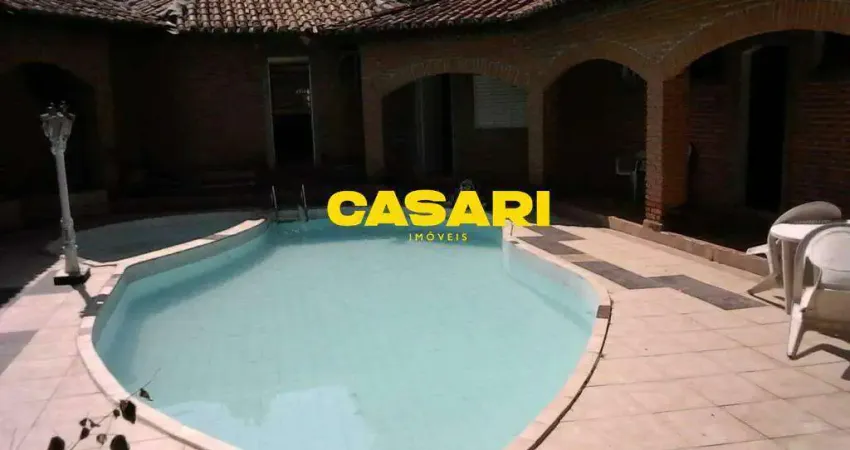 Chácara com 4 Dormitórios à Venda no Parque Botujuru – São Bernardo do Campo/SP, 2.500 m²