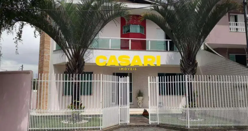 Sobrado à venda no Jardim Palermo – 3 suítes, área gourmet e 327m² em São Bernardo do Campo