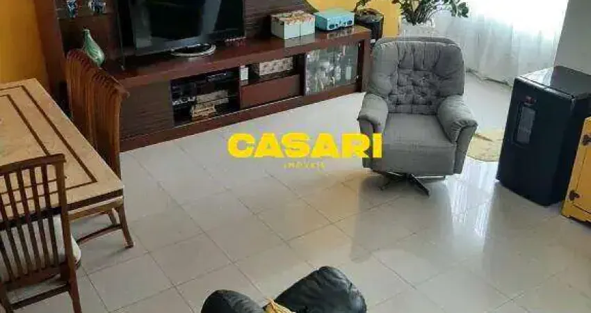 Sobrado com 4 dormitórios à venda, 307 m² - Jordanópolis - São Bernardo do Campo/SP