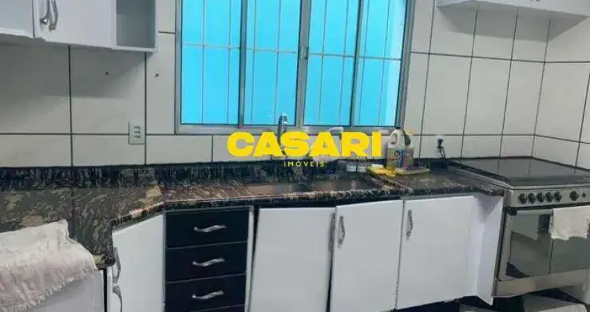 Sobrado com 2 Dormitórios, Churrasqueira e 2 Vagas à Venda – Planalto, São Bernardo do Campo