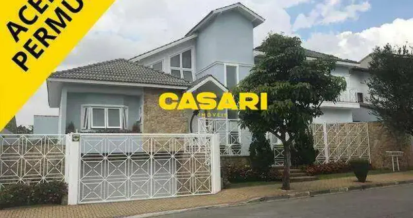Sobrado com 5 Dormitórios, Piscina Aquecida e Segurança 24h – Excelente Localização